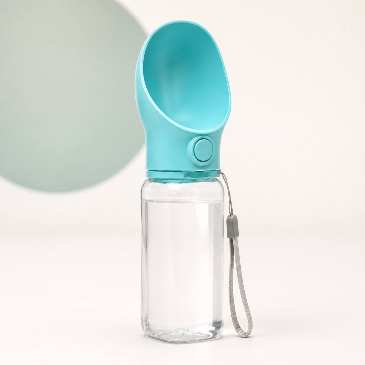 Botella con bebedero para perros · 550 ml